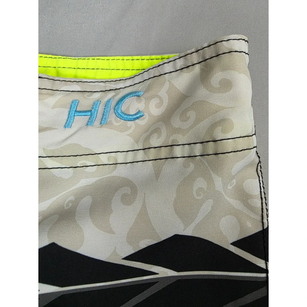 HIC Hawaiian Island Creations Board Shorts Mens Blue Tribal Print Swim Trunks
